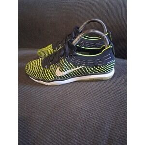 Nike Air Zoom‎ Fearless Flyknit Training Shoes black/Volt Women's size 6